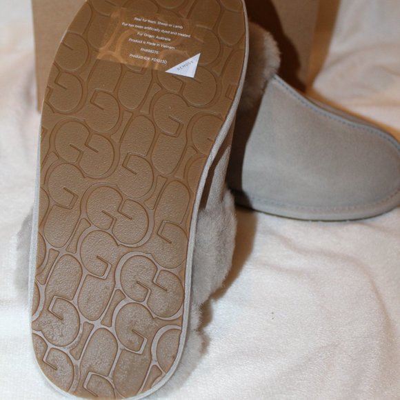 NIB UGG WOMEN'S‎ SCUFFETTE II SUEDE SHEARLING SLIP ON SLIPPERS GRAY - Picture 5 of 7